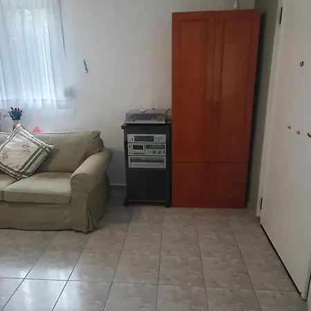 Meli's House By Alp Hospitality Services Apartment